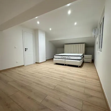 Villa For Travelers Looking For A