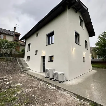 Villa For Travelers Looking For A *