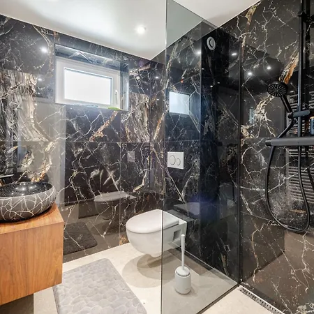 For Travelers Looking For A Villa Sciez