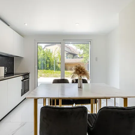 Villa For Travelers Looking For A *